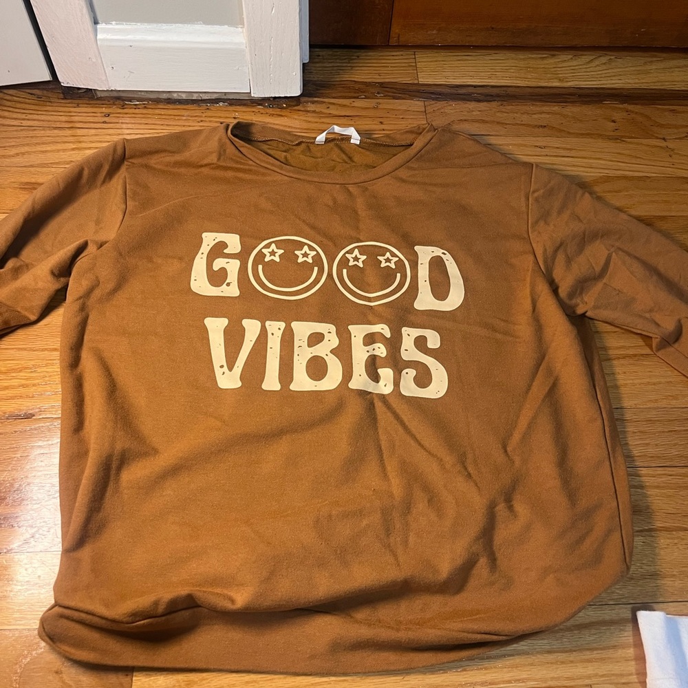 Good vibes crewneck